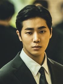 Amo doramas de romance, mas não resisti a esse thriller coreano da Netflix estrelado por So Ji-sub: tem apenas 7 episódios de 40 minutos