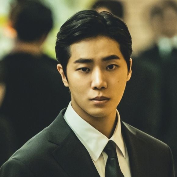 Amo doramas de romance, mas não resisti a esse thriller coreano da Netflix estrelado por So Ji-sub: tem apenas 7 episódios de 40 minutos