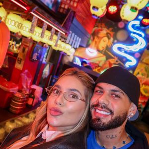 Durante viagem ao Japão, Virgínia e Zé Felipe reforçam estilo de vida luxuoso que os acompanha nas redes