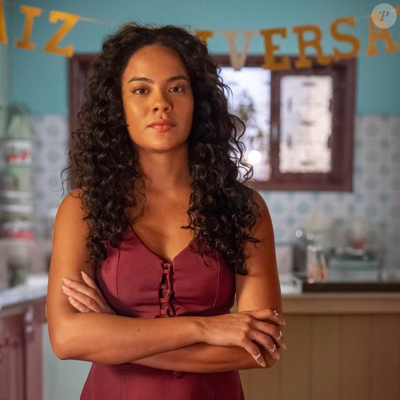 Comparação com Framboesa de Ouro viraliza após estreia da nova versão de 'Vale Tudo'