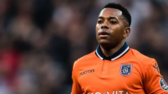 Poucos sabem, mas advogado de Robinho, ex-jogador condenado por estupro, inspirou Aguinaldo Silva em novela de grande sucesso da Globo