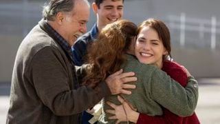 Frase do dia do filósofo Rafael Narbona: 'Uma hora passada com a família ou amigos é muito mais valiosa do que um jantar luxuoso ou um veículo de luxo.'