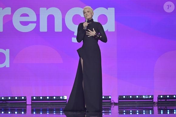 Xuxa vai receber proposta da Globo até dezembro de 2026 para reestrear no canal, aos domingos, em abril de 2027