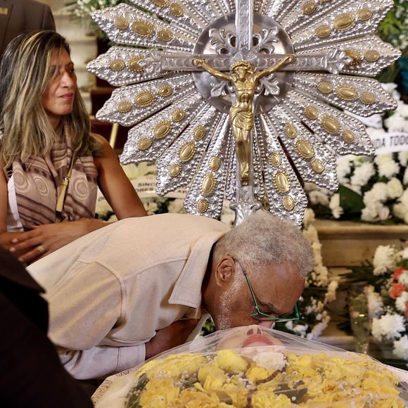 'A música nos envolvia de uma forma muito intensa', disse Gilberto Gil sobre morte de Nana Caymmi