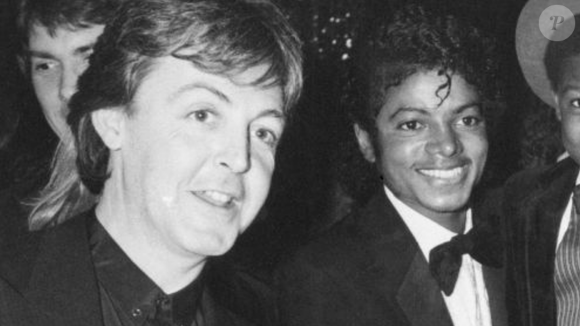 Michael Jackson e Paul McCartney se conheceram na década de 1970, tornaram-se amigos e trabalharam juntos em sucessos como "Say Say Say" e "The Girl Is Mine", segundo informações da ABC News