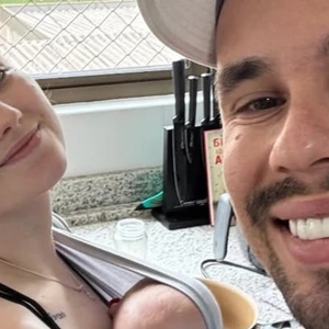 Nova namorada de Lucas Borbas conheceu influencer em UTI neonatal após nascimento prematuro de filho: ‘Gratidão’