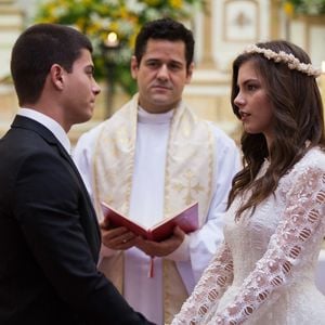 Bruna Hamú foi protagonista e par romântico de Arthur Aguiar em 'Malhação Sonhos'