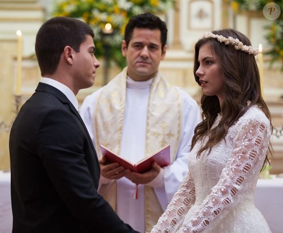 Bruna Hamú foi protagonista e par romântico de Arthur Aguiar em 'Malhação Sonhos'