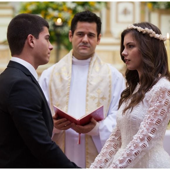 Bruna Hamú foi protagonista e par romântico de Arthur Aguiar em 'Malhação Sonhos'