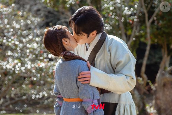 Os melhores beijos de doramas: Lee Jae-wook e Jung So-min em 'Alquimia das Almas'