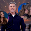 'Quanta insensibilidade': web detona Luciano Huck após apresentador comemorar gravidez com Tati Machado e Lexa no 'Domingão'
