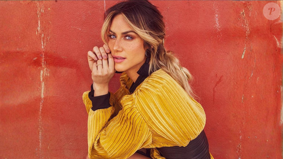 De ícone urbano a indispensável do ano: os Adidas Gazelle na cor mostarda que arrasam em 2026