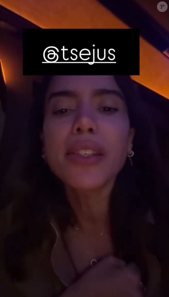 Anitta afirmou que a situação eleitoral era motivo de indignação e desabafou em seus Stories: "É revoltante. É uma putaria só"