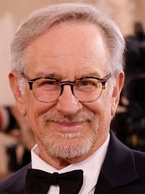 A nova série de Spielberg faz sucesso na Netflix: com apenas 4 episódios, já é número 1 em 64 países