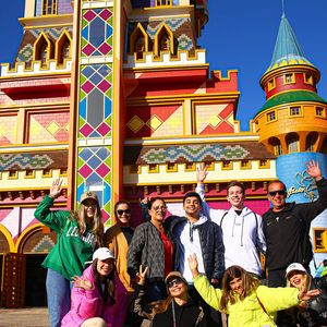 O Beto Carrero World é muito famoso e diversos famosos costumam visitar o local.