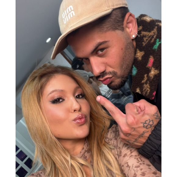 Influenciadora esclarece relação com Zé Felipe e reforça: ‘Eu estava trabalhando e entrevistando’, explicou Mari Menezes em conversa com o portal LeoDias após repercussão nas redes