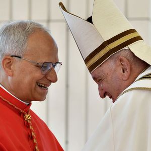 Qual é o signo do novo papa? Robert Prevost, eleito Leão XIV, tem diferença astrológica marcante ao antecessor, Francisco