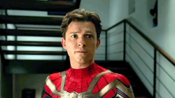 'Tinha muito medo...': esta foi a reação ousada da mãe de Tom Holland, ator de  'Homem Aranha', ao saber que o filho famoso ficou 11h sem ir ao banheiro