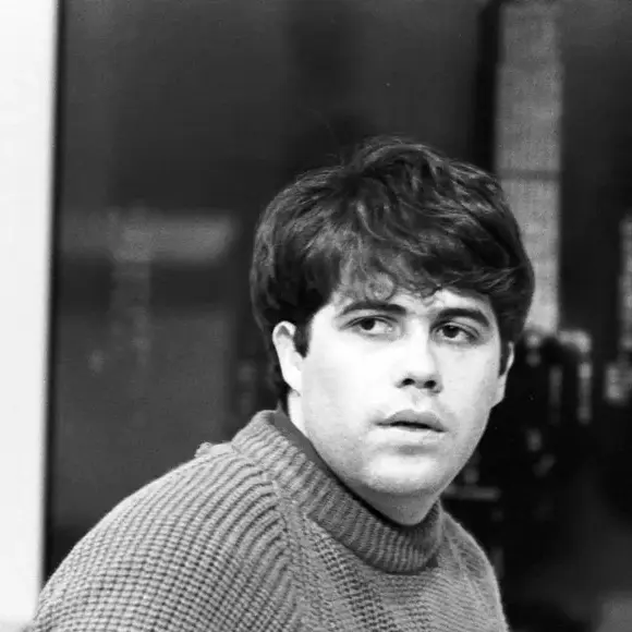 Otávio Müller estreou na televisão como o personagem Sardinha, melhor amigo de Solange Duprat