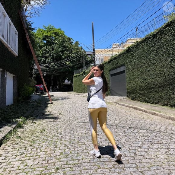Essa é uma das ruas do condomínio em que Luma de Oliveira, Eike Batista e Thor moram no Rio de Janeiro