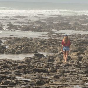 Lucas Lima deu indícios do romance ao publicar uma foto de Nina Forlin de costas, durante uma viagem para a África do Sul. O músico adicionou um coração branco na imagem