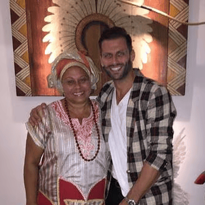 Um post de Henri Castelli feito em 2015, em homenagem à sua mãe de santo Mãe Neide Oyá D'Oxum, voltou a circular durante a repercussão do caso