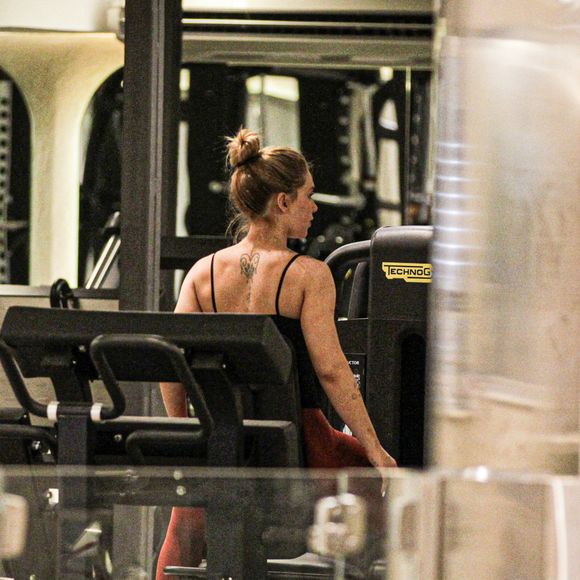 OMS recomenda cardio semanal, mas especialistas reforçam: a combinação com exercícios de força é essencial para a longevidade
