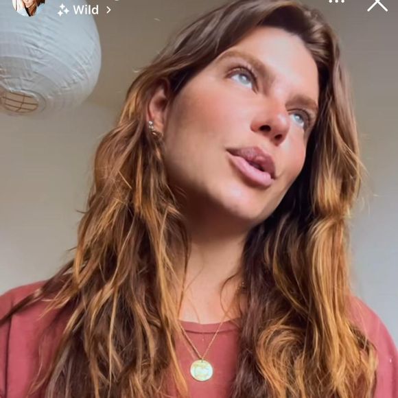 Mariana Goldfarb abriu o coração com os internautas nesta segunda-feira (09), relembrando algumas situações de seu passado.