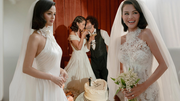 Renda, alfaiataria e gola alta: os 3 vestidos de casamento de Selena Gomez que podem inspirar da noiva clássica à mais romântica