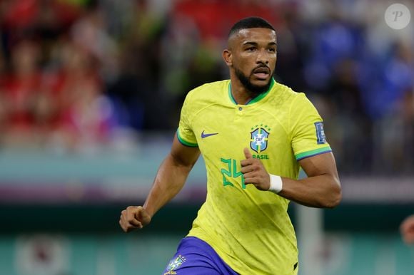 O zagueiro Gleison Bremer, atleta do Juventus, foi um dos 26 convocados pelo técnico Carlo Ancelotti para defender a Seleção Brasileira na Copa do Mundo de 2026, marcando sua segunda participação em Mundiais; ele também esteve em 2022 no Catar