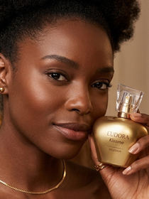 Com Ozempic e Mounjaro em alta: este perfume gourmand da Eudora com notas de chocolate satisfaz meu desejo por doce e entrega um rastro sedutor e aconchegante por menos de R$ 85