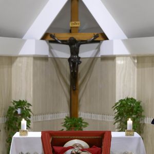 Morte de Papa Francisco: o velório será marcado por uma forte ausência, María Elena Bergoglio, única irmã viva do pontífice