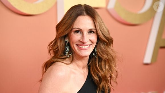 Atriz Julia Roberts marca presença no filme 'Idas e Vindas do Amor', e em 'Uma Linda Mulher', outro grande clássico do cinema.