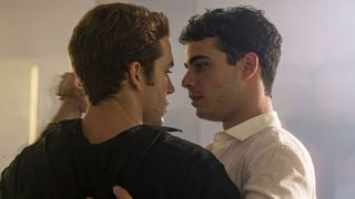 O romance mais bonito de ‘Quem Ama Cuida’ tem menos de 5 minutos por dia: Globo decepciona ao explorar tema que novela de 21 anos atrás fez melhor