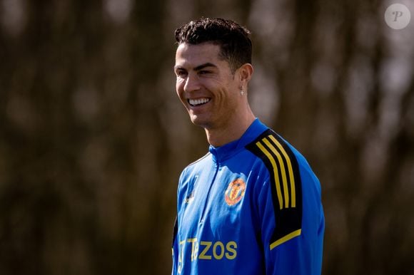Cristiano Ronaldo corre atrás do gol 1000 na carreira, mas chance da marca ser atingida na Copa do Mundo 2026 é pequena