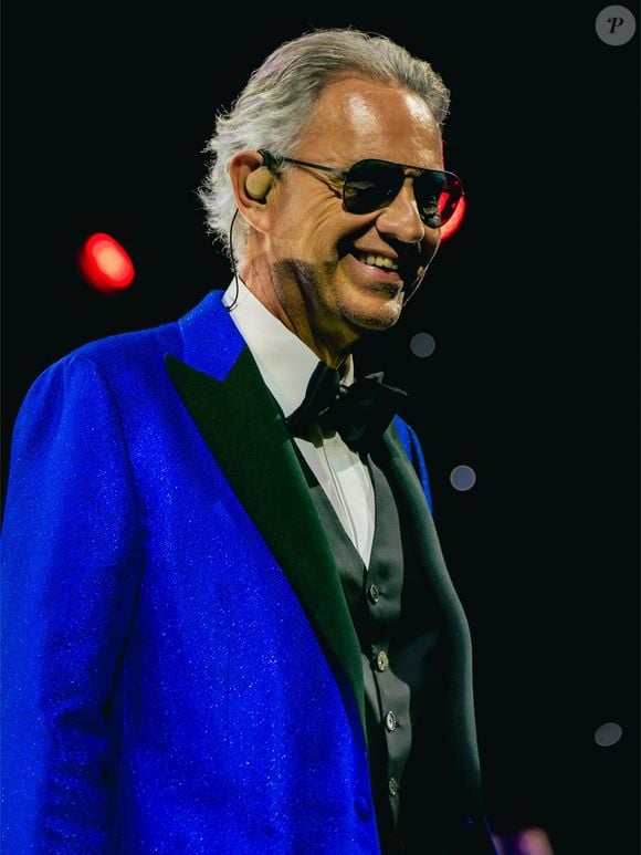 Aos 68 anos, Andre Bocelli construiu uma carreira que aproxima o repertório clássico da música popular, ajudando a despertar o interesse de novos públicos pelo canto lírico