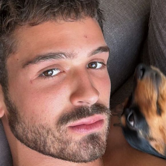 João Guilherme e Bruna Marquezine terminaram o namoro e os cachorros dos artistas parece que também estão separados