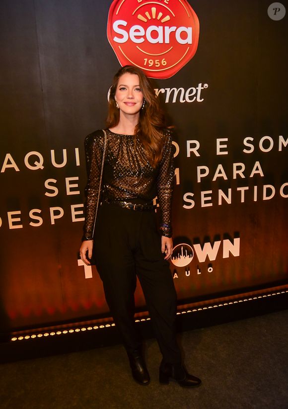 Nathalia Dill no The Town