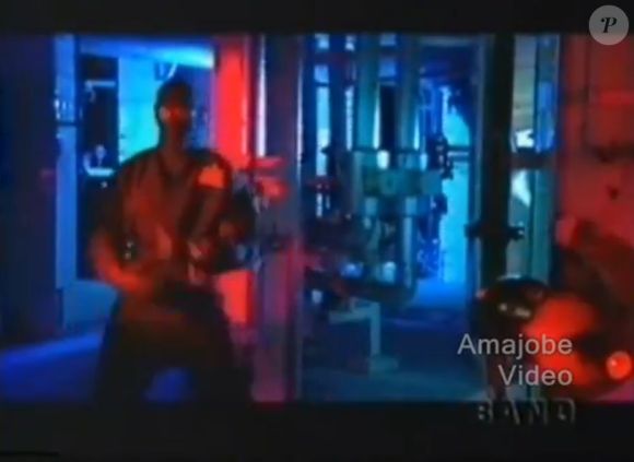 Suzana Alves enfrentou bandidos em 'Aventuras de Tiazinha', série da Band marcada por adiamentos e mudanças no formato