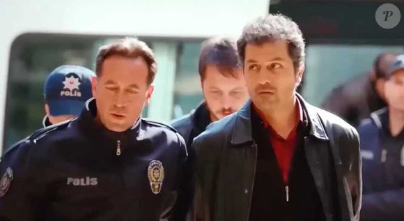 Arif é preso na novela 'Força de Mulher' pela morte de Yeliz; bom moço fica calado sobre Sarp para não prejudicar Bahar e os filhos dela