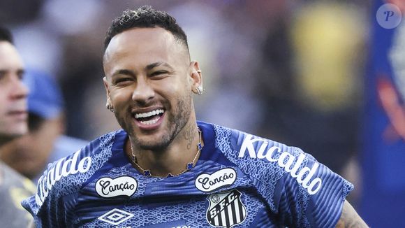 Neymar está fora da estreia do Santos no Campeonato Paulista 2026 em 10 de janeiro: jogador passou por nova cirurgia no fim de 2025