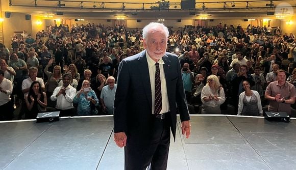 Para compensar o prejuízo com o longa, Francis Ford Coppola decidiu leiloar vários de seus relógios de luxo