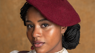 Achei na Zara! De 'O Diabo Veste Prada' à 'A Nobreza do Amor': o it-item que voltou com status de luxo e rejuvenesce qualquer look; veja como usar