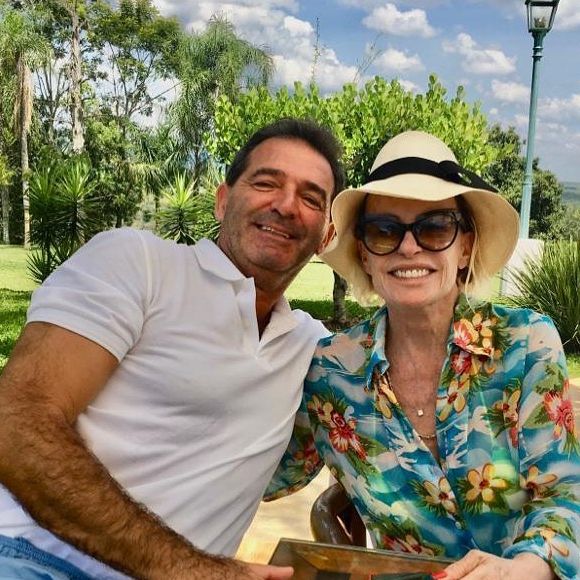 Ana Maria Braga e Johnny Lucet se conheceram em 2019, se casaram em 2020 e se separaram em 2021