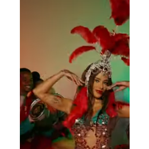 A relação de Anitta com o Carnaval também não é novidade. Há cerca de dois anos, a cantora teve uma experiência semelhante com a Unidos da Tijuca.