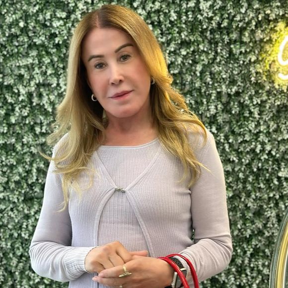 Zilu Godoi deu as declarações em entrevista ao canal Perguntas, no YouTube, que foi ao ar nesta quarta-feira (17), no auge da polêmica do sertanejo com o SBT