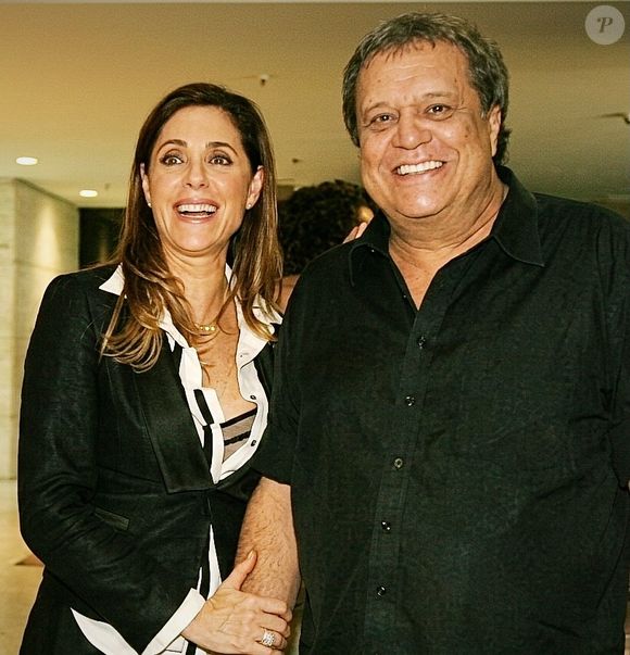 "Hoje nos despedimos amorosamente de Dennis Carvalho. Ator, Diretor, Pai, Avô. Uma jornada brilhante de grandes contribuições à cultura brasileira! Missão cumprida", escreveu Christiane Torloni