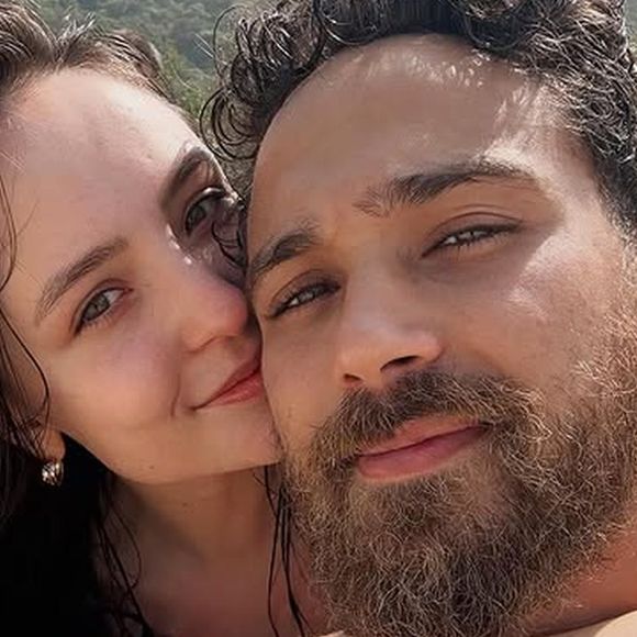 Larissa Manoela se derreteu pelo marido, André Luiz Frambach