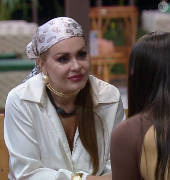 Aos 51 anos, estrela de A Usurpadora segue conquistando fãs e gerando assunto nas redes