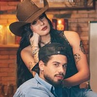 'Rolou beijo': bastidor de Zé Felipe e Ana Castela em gravação de clipe tem beijo na boca e troca de carícias. Tudo o que rolou!